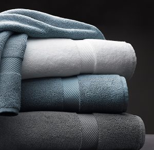 Towels Manufacturer based on speedy jacquard looms
